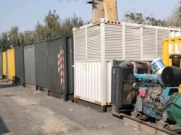 银海200KW柴油发电机机组每小时油耗是多少?